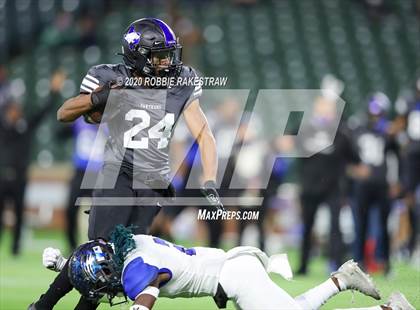 Thumbnail 1 in North Crowley vs. Byron Nelson (UIL 6A D2 Bi-district) photogallery.