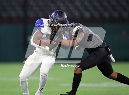 Thumbnail 3 in North Crowley vs. Byron Nelson (UIL 6A D2 Bi-district) photogallery.