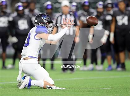 Thumbnail 3 in North Crowley vs. Byron Nelson (UIL 6A D2 Bi-district) photogallery.