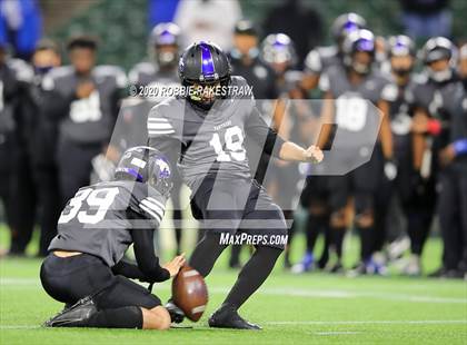 Thumbnail 1 in North Crowley vs. Byron Nelson (UIL 6A D2 Bi-district) photogallery.