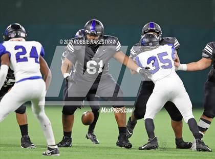 Thumbnail 3 in North Crowley vs. Byron Nelson (UIL 6A D2 Bi-district) photogallery.