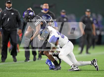 Thumbnail 2 in North Crowley vs. Byron Nelson (UIL 6A D2 Bi-district) photogallery.