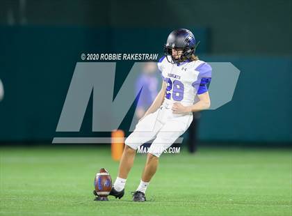 Thumbnail 1 in North Crowley vs. Byron Nelson (UIL 6A D2 Bi-district) photogallery.