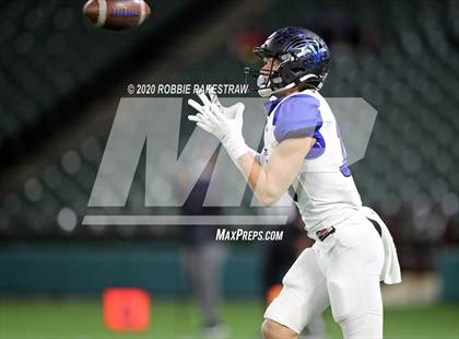 Thumbnail 2 in North Crowley vs. Byron Nelson (UIL 6A D2 Bi-district) photogallery.