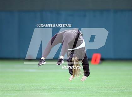 Thumbnail 2 in North Crowley vs. Byron Nelson (UIL 6A D2 Bi-district) photogallery.