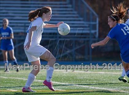 Thumbnail 3 in Darien @ Bunnell (CIAC Class L Quarterfinal) photogallery.