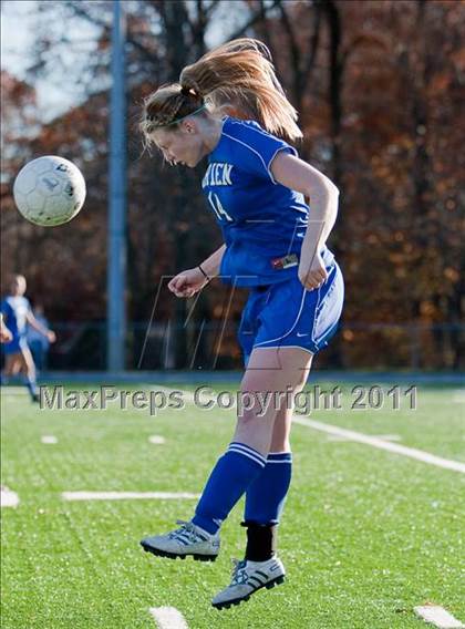Thumbnail 2 in Darien @ Bunnell (CIAC Class L Quarterfinal) photogallery.