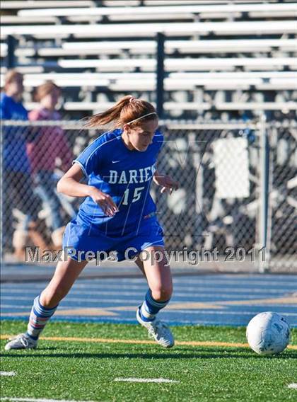 Thumbnail 3 in Darien @ Bunnell (CIAC Class L Quarterfinal) photogallery.