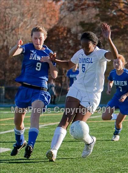 Thumbnail 2 in Darien @ Bunnell (CIAC Class L Quarterfinal) photogallery.