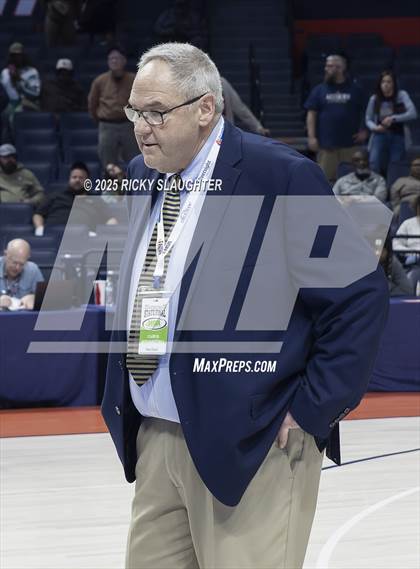 Thumbnail 2 in Althoff Catholic vs. Dyett (IHSA Class 2A Final) photogallery.
