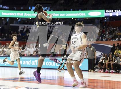 Thumbnail 2 in Althoff Catholic vs. Dyett (IHSA Class 2A Final) photogallery.