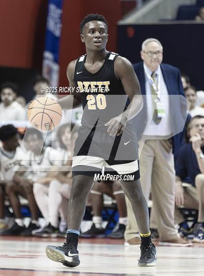 Thumbnail 3 in Althoff Catholic vs. Dyett (IHSA Class 2A Final) photogallery.