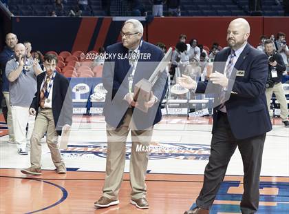 Thumbnail 2 in Althoff Catholic vs. Dyett (IHSA Class 2A Final) photogallery.