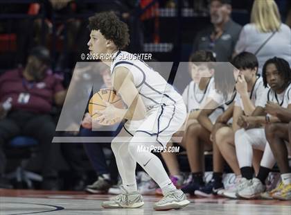 Thumbnail 2 in Althoff Catholic vs. Dyett (IHSA Class 2A Final) photogallery.