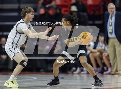 Thumbnail 3 in Althoff Catholic vs. Dyett (IHSA Class 2A Final) photogallery.