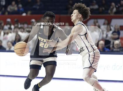 Thumbnail 3 in Althoff Catholic vs. Dyett (IHSA Class 2A Final) photogallery.