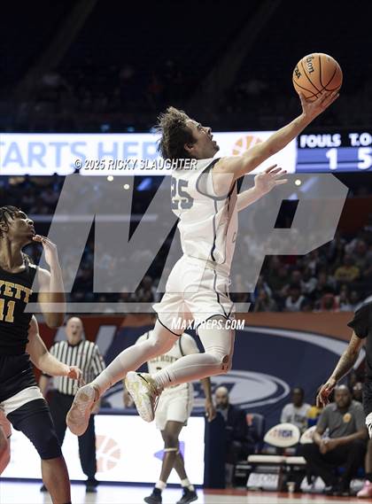 Thumbnail 3 in Althoff Catholic vs. Dyett (IHSA Class 2A Final) photogallery.