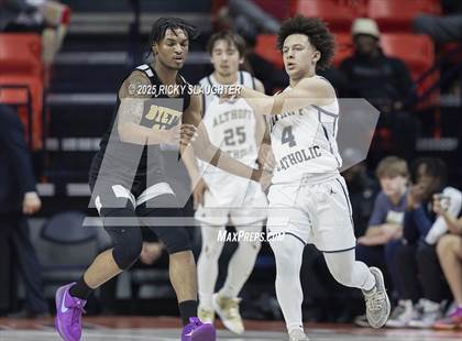 Thumbnail 3 in Althoff Catholic vs. Dyett (IHSA Class 2A Final) photogallery.