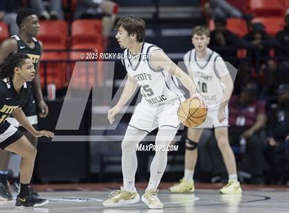 Thumbnail 2 in Althoff Catholic vs. Dyett (IHSA Class 2A Final) photogallery.