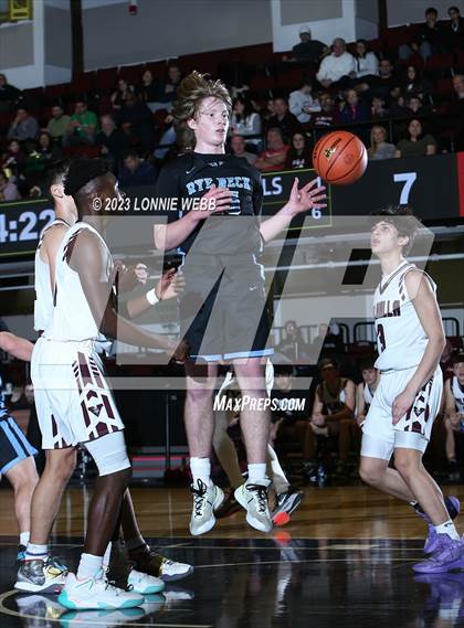 Thumbnail 3 in Rye Neck vs Valhalla (Section 1 Class B Semifinal) photogallery.