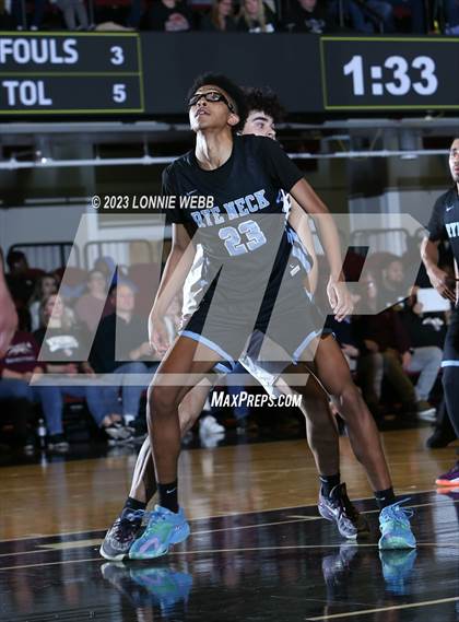 Thumbnail 1 in Rye Neck vs Valhalla (Section 1 Class B Semifinal) photogallery.