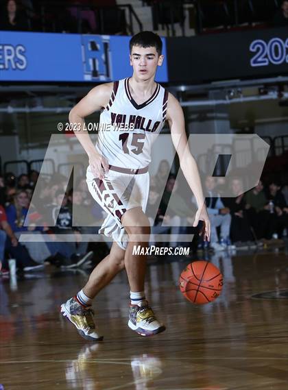 Thumbnail 1 in Rye Neck vs Valhalla (Section 1 Class B Semifinal) photogallery.