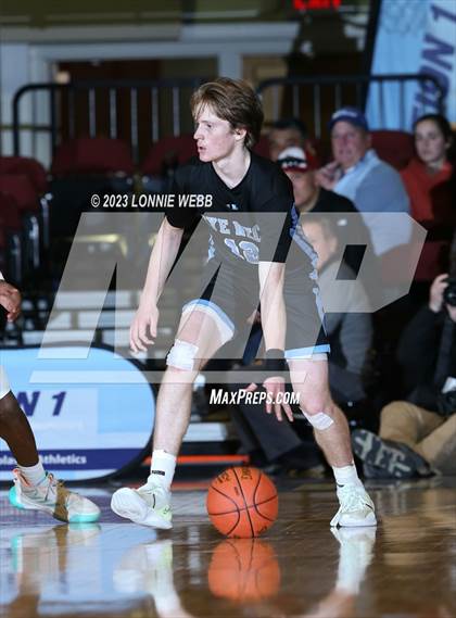 Thumbnail 2 in Rye Neck vs Valhalla (Section 1 Class B Semifinal) photogallery.
