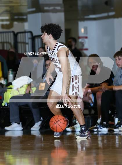 Thumbnail 2 in Rye Neck vs Valhalla (Section 1 Class B Semifinal) photogallery.
