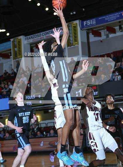 Thumbnail 3 in Rye Neck vs Valhalla (Section 1 Class B Semifinal) photogallery.