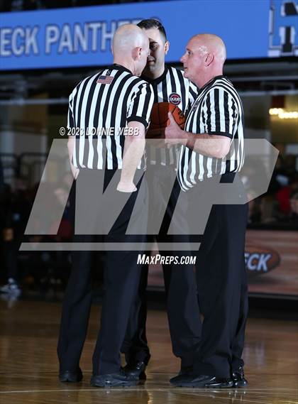 Thumbnail 3 in Rye Neck vs Valhalla (Section 1 Class B Semifinal) photogallery.