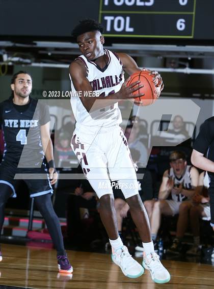 Thumbnail 2 in Rye Neck vs Valhalla (Section 1 Class B Semifinal) photogallery.