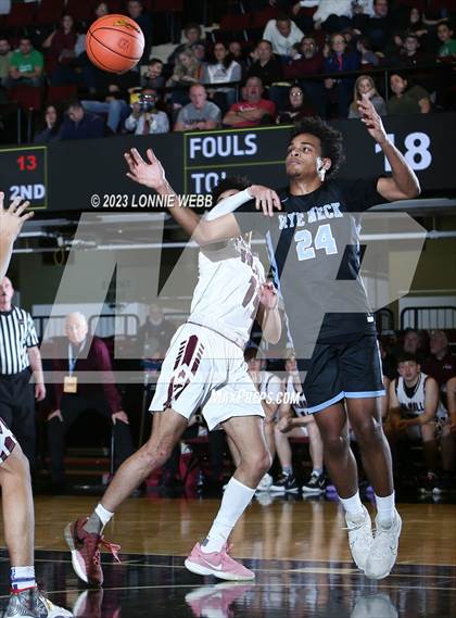 Thumbnail 1 in Rye Neck vs Valhalla (Section 1 Class B Semifinal) photogallery.