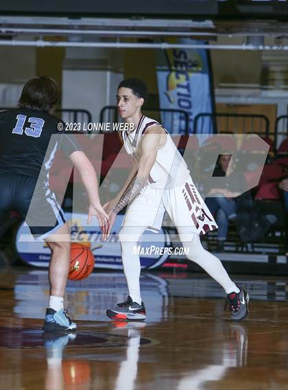 Thumbnail 2 in Rye Neck vs Valhalla (Section 1 Class B Semifinal) photogallery.