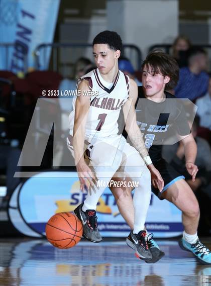 Thumbnail 2 in Rye Neck vs Valhalla (Section 1 Class B Semifinal) photogallery.