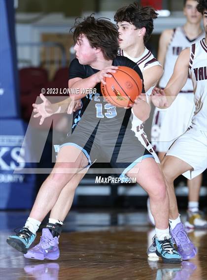 Thumbnail 2 in Rye Neck vs Valhalla (Section 1 Class B Semifinal) photogallery.