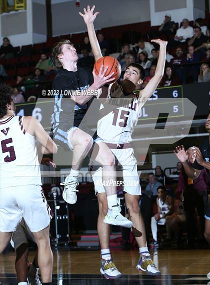 Thumbnail 2 in Rye Neck vs Valhalla (Section 1 Class B Semifinal) photogallery.