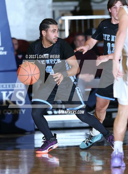 Thumbnail 1 in Rye Neck vs Valhalla (Section 1 Class B Semifinal) photogallery.