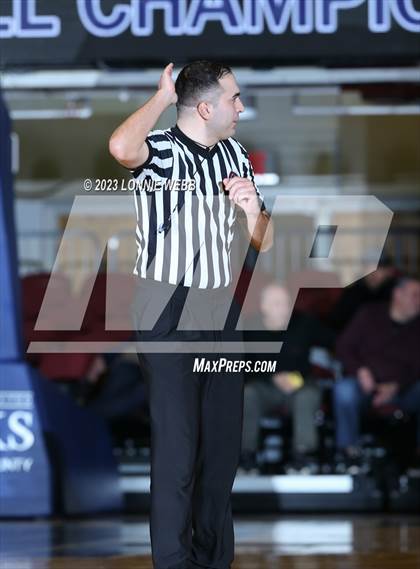 Thumbnail 1 in Rye Neck vs Valhalla (Section 1 Class B Semifinal) photogallery.