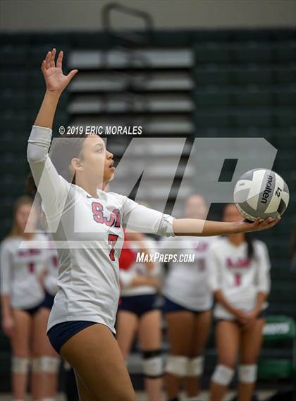 Thumbnail 3 in San Joaquin Memorial vs Kerman (Patriot Varsity Tournament) photogallery.