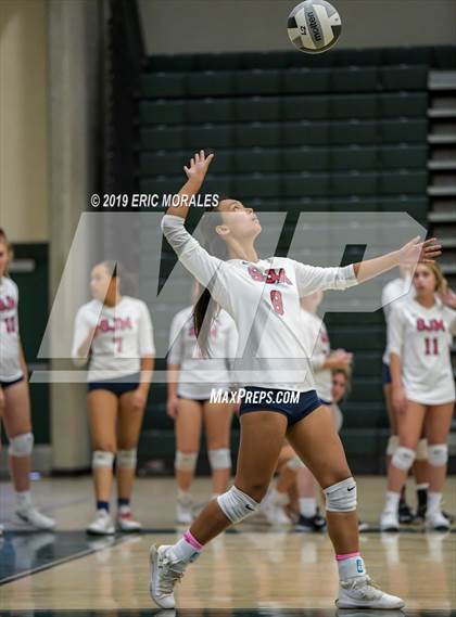 Thumbnail 1 in San Joaquin Memorial vs Kerman (Patriot Varsity Tournament) photogallery.