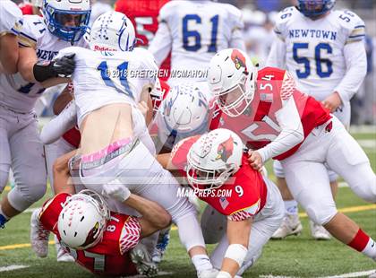 Thumbnail 2 in Newtown @ Greenwich (CIAC Class LL Semifinal) photogallery.