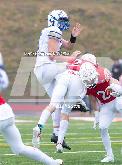 Thumbnail 3 in Newtown @ Greenwich (CIAC Class LL Semifinal) photogallery.