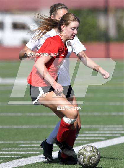 Thumbnail 2 in Huntington Beach @ Mater Dei (CIF-SS D1 Playoffs) photogallery.