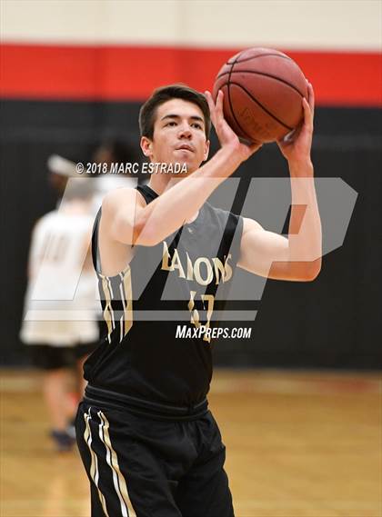 Thumbnail 2 in 2018 Pinellas County Public vs Private School Senior Showcase photogallery.