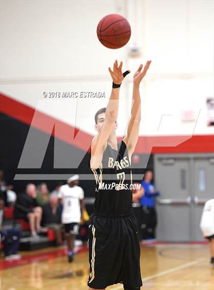 Thumbnail 1 in 2018 Pinellas County Public vs Private School Senior Showcase photogallery.