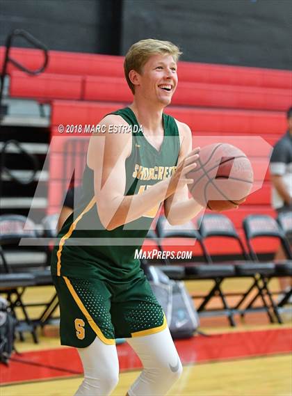 Thumbnail 1 in 2018 Pinellas County Public vs Private School Senior Showcase photogallery.