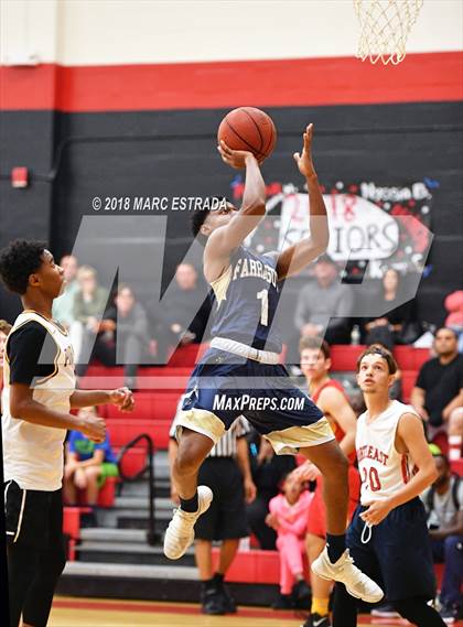 Thumbnail 1 in 2018 Pinellas County Public vs Private School Senior Showcase photogallery.