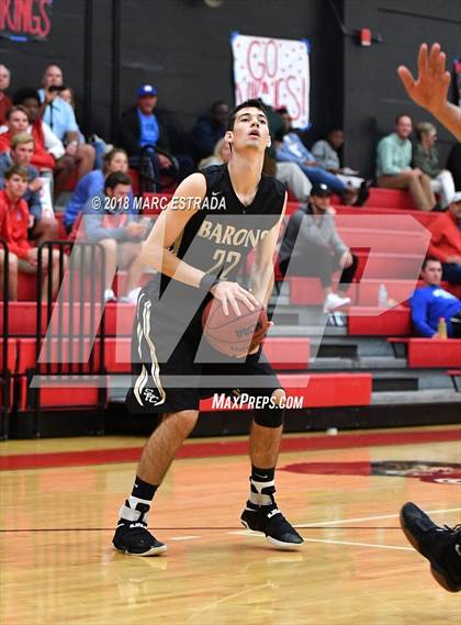 Thumbnail 2 in 2018 Pinellas County Public vs Private School Senior Showcase photogallery.