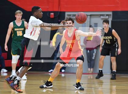 Thumbnail 3 in 2018 Pinellas County Public vs Private School Senior Showcase photogallery.