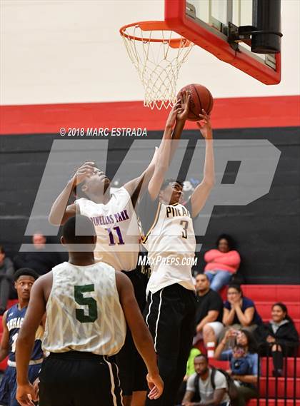 Thumbnail 3 in 2018 Pinellas County Public vs Private School Senior Showcase photogallery.